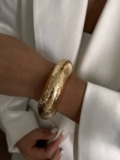 3 Style Creative Big Imitation Pearl Cuff Bracelet Women Trend 2025 Punk Heavy Metal Chunky Spring Bangle Steampunk Men