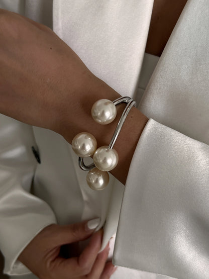 3 Style Creative Big Imitation Pearl Cuff Bracelet Women Trend 2025 Punk Heavy Metal Chunky Spring Bangle Steampunk Men