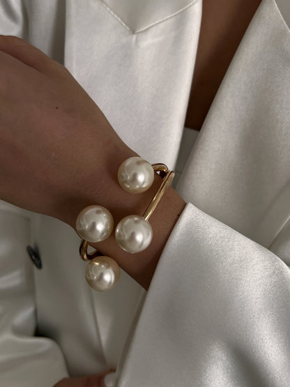 3 Style Creative Big Imitation Pearl Cuff Bracelet Women Trend 2025 Punk Heavy Metal Chunky Spring Bangle Steampunk Men